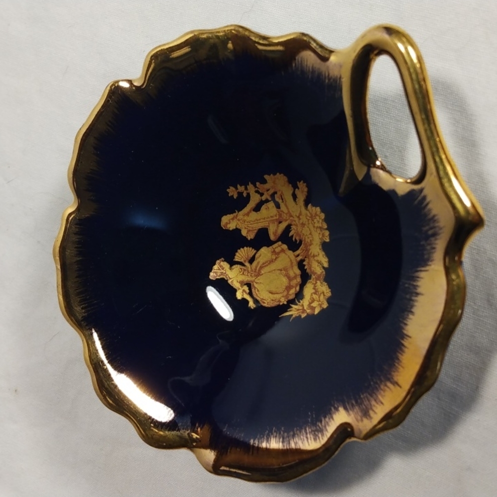 Vintage Limoges Trinket Dish (22k gold leaf)